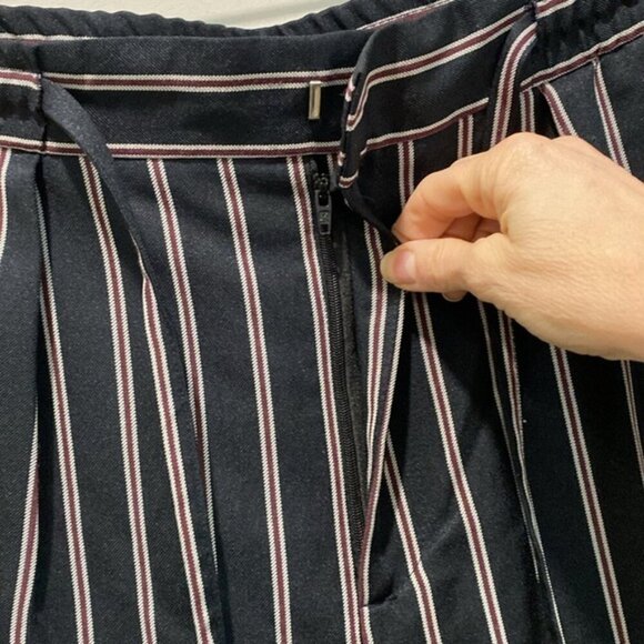 Loom Relax Fit Pants Black stripes slacks Size 36 - Picture 5 of 13